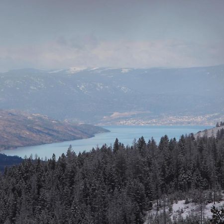 Wild Nature B&B Kelowna Exterior photo