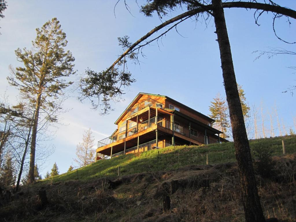 Wild Nature B&B Kelowna Exterior photo